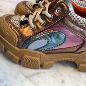 GUCCI TODDLER GIRL OR BOY SiZE 8c!!!